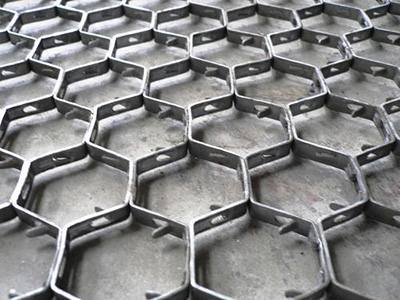 不銹鋼龜甲網(wǎng)廠-不銹鋼龜甲網(wǎng)如何維護(hù) 